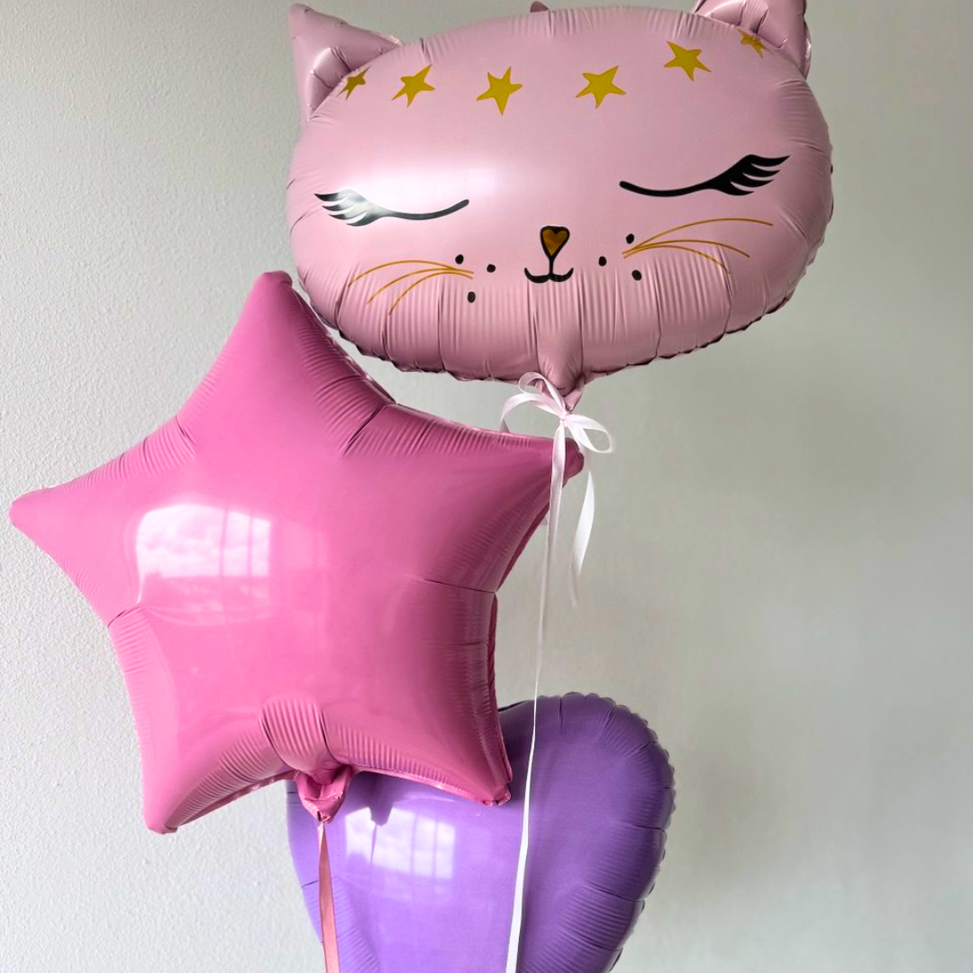 Bouquet of 3 metallic balloons for girls: kitten, star and heart – delivery in Cancun, Mexico