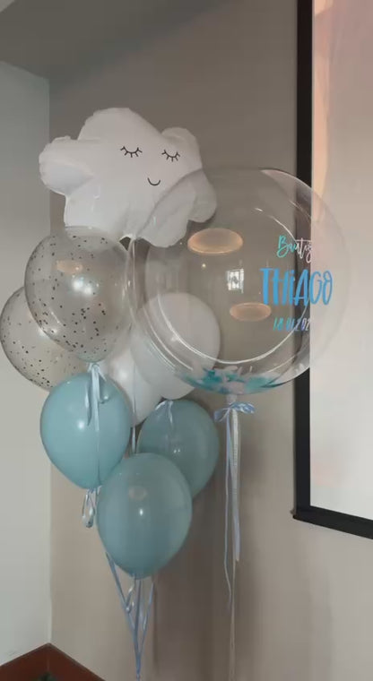 Globo transparente personalizado de 24” con plumas azules y mensaje + opciones con 5 o 10 globos y nube – entrega en Cancún, México